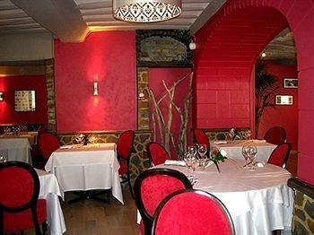 Hotel Au Site Normand Клеси Экстерьер фото
